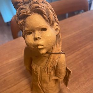 Lee bortin  little girl statue   Why